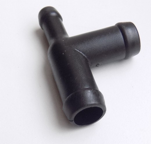 T-Stück gebraucht für Schlauch Servolenkung VW Corrado, Golf II, Jetta II 191422929