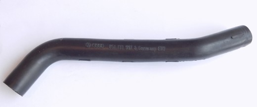 Schlauch Frischluftansaugung gebraucht VW Corrado, Passat 2.0 16V 051133997B