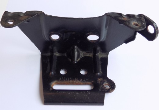 Halter Ausgleichbehälter gebraucht VW Corrado, Golf II, Rallye, Jetta 191121409C