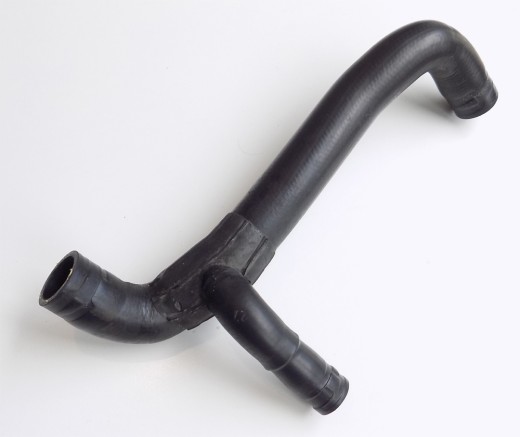 Kühlmittelschlauch gebraucht VW G60 Corrado, Golf II, Rallye, Passat  037121053C