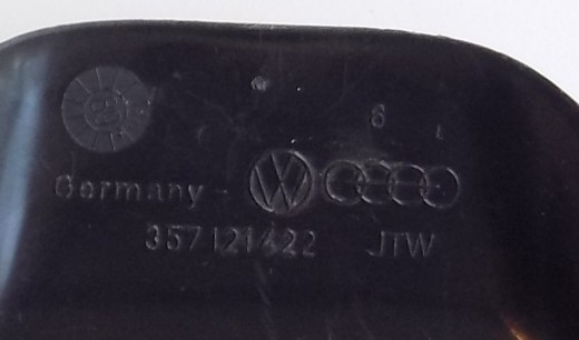 Abdeckkappe Ausgleichsbehälter gebraucht VW Corrado, Golf II, Golf III, Passat, Polo, T4, Vento 357121422