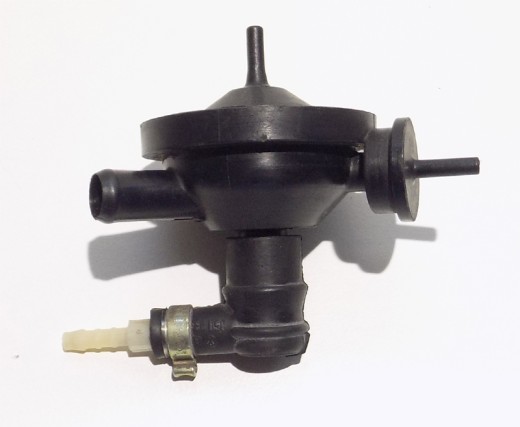 Abschaltventil Regelventil Aktivkohlevilter gebraucht für VW G60 Golf II, Corrado 037133517