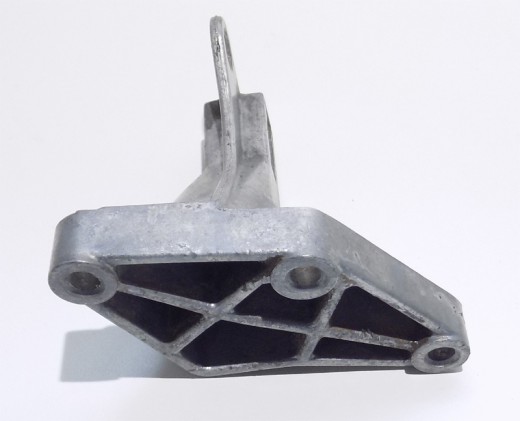 Konsole Motorhalter Getriebehalter links gebraucht VW Corrado, Golf II, Jetta II, Golf III, Passat, Vento 357199353A