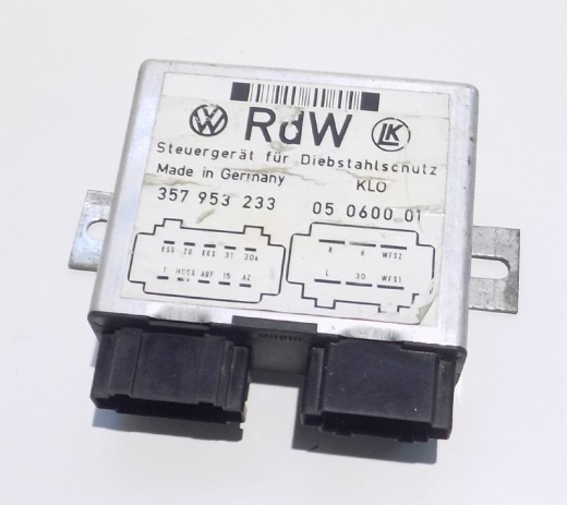 Control Unit Anti-Theft Protection (RdW) - USED - VW Corrado and Passat 35i 357953233