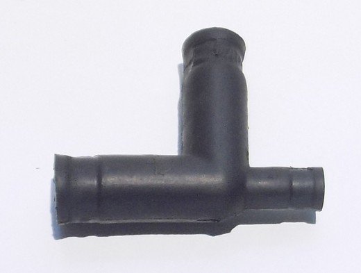 Reduzierstück Verbindungsstück gebraucht VW G60 Corrado, Golf II, Rallye, Passat 037133783C