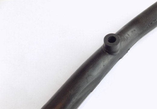 Schlauch Frischluftansaugung gebraucht VW Corrado, Passat 2.0 16V 051133997B