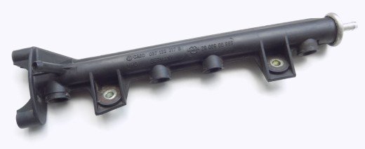 Einspritzleiste gebraucht VW G60 Corrado, Golf II, Passat 037133317B