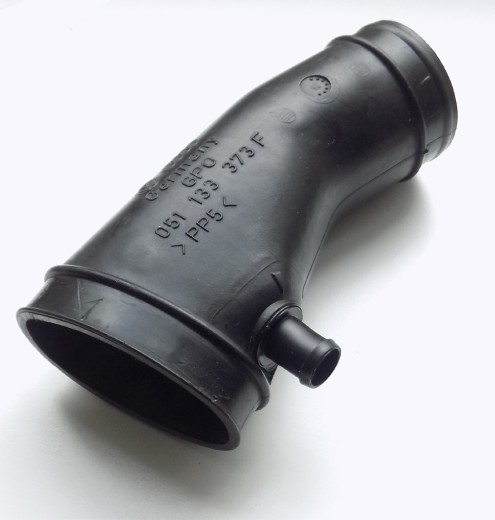 Saugleitung Ansaugschlauch gebraucht VW 16V Corrado 051133373F