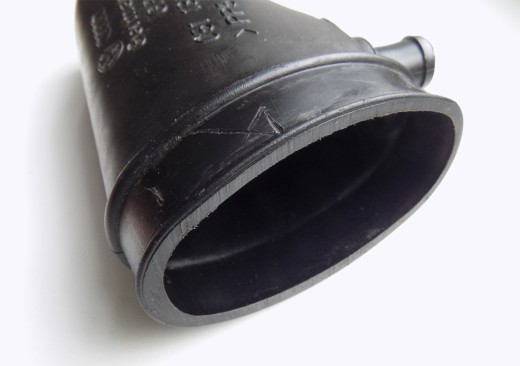 Saugleitung Ansaugschlauch gebraucht VW 16V Corrado 051133373F