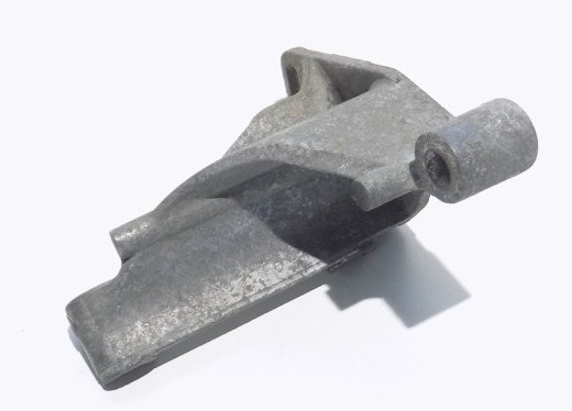 Bügel Halter gebraucht innen für Servopumpe VW Corrado, Golf II, Rallye, Jetta II, Passat 037145531B