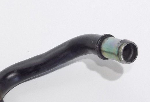 Servo Kühlrohr gebraucht für VW Passat 35i 2.0 syncro 357422896F