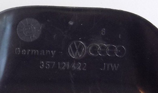 Abdeckkappe Ausgleichsbehälter gebraucht VW Corrado, Golf II, Golf III, Passat, Polo, T4, Vento 357121422