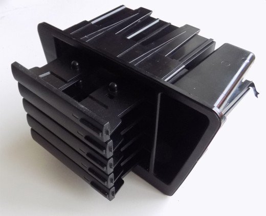 Kassettenbox Mittelkonsole Fischer gebraucht VW Golf II, Jetta II 191864117E