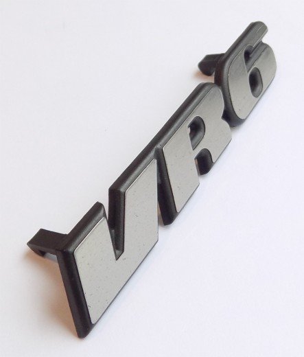 Emblem Kühlergrill Schriftzug VR6 Alu-gebürstet gebraucht VW Corrado 535853679D