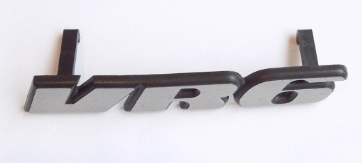 Emblem Kühlergrill Schriftzug VR6 Alu-gebürstet gebraucht VW Corrado 535853679D