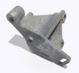 Bügel Halter gebraucht innen für Servopumpe VW Corrado, Golf II, Rallye, Jetta II, Passat 037145531B