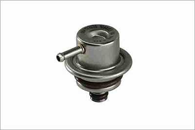 Fuel Pressure Regulator (FPR) - VW Bora V6, V5 and VW Golf IV V5, V6, R32