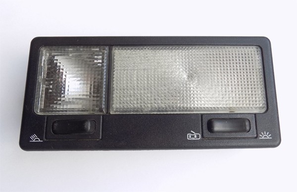 Innenraumleuchte Leselampe schwarz gebraucht VW Corrado, Passat 357947111C