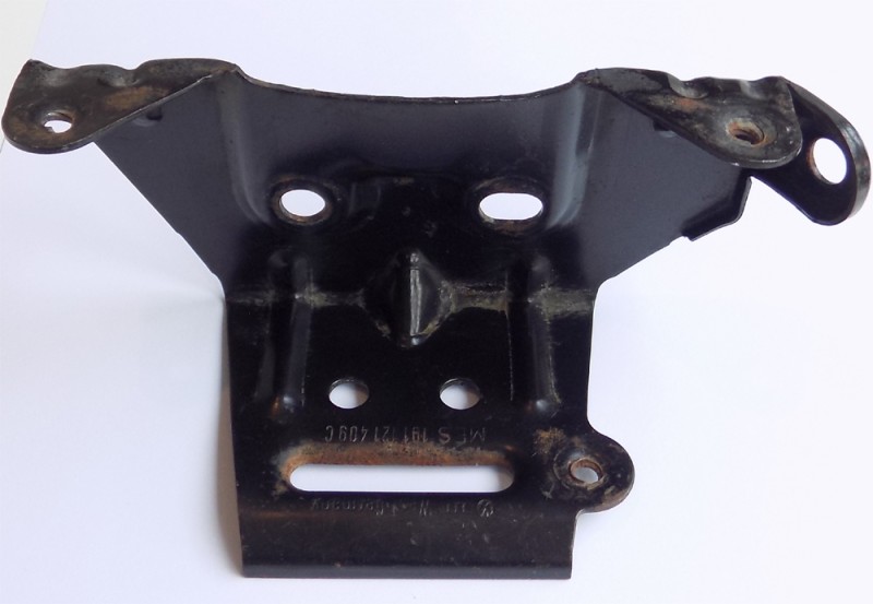 Halter Ausgleichbehälter gebraucht VW Corrado, Golf II, Rallye, Jetta 191121409C