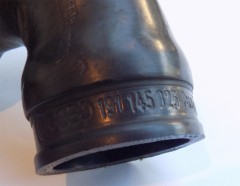 Verbindungsschlauch Ladeluftschlauch gebraucht VW G60 Corrado, Golf II, Rallye, Passat 191145825