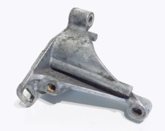 Bügel Halter gebraucht innen für Servopumpe VW Corrado, Golf II, Rallye, Jetta II, Passat 037145531B