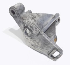 Bügel Halter gebraucht innen für Servopumpe VW Corrado, Golf II, Rallye, Jetta II, Passat 037145531B