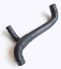 Kühlmittelschlauch gebraucht VW G60 Corrado, Golf II, Rallye, Passat  037121053C