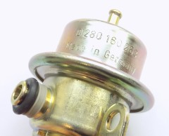 Original BOSCH Kraftstoffdruckregler 0280160263 gebraucht für Porsche 944