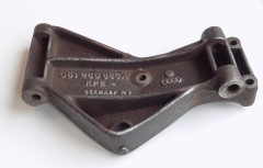 Halter Drehstromgenerator gebraucht VW 16V Corrado, Golf II, Jetta II, Passat 051260885A