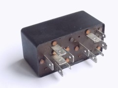 Relais Steuergerät Gurtverstellung gebraucht für ELRA Sicherheitsgurt VW Corrado, Passat 357959663